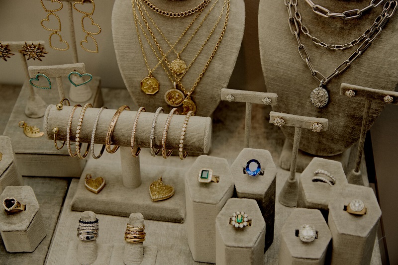Your Go-To Strategy for Discovering Quality Jewelry Stores