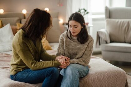Why The Right Educational Resources Can Be The First Step Toward Alcohol Addiction Treatment