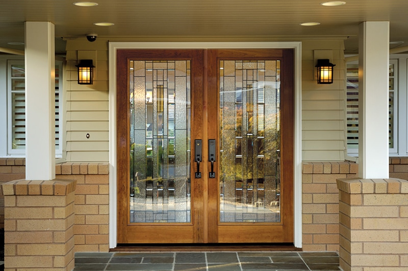 5 Ways a Door Manufacturer in Arizona Adds Value to Custom Home Builds