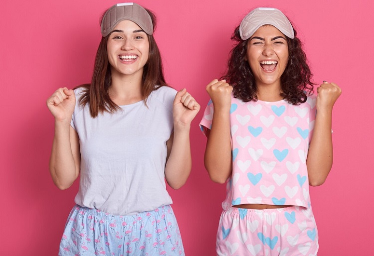 Maximum Comfort Fabric & Design Tips for Sleepwear and Loungewear